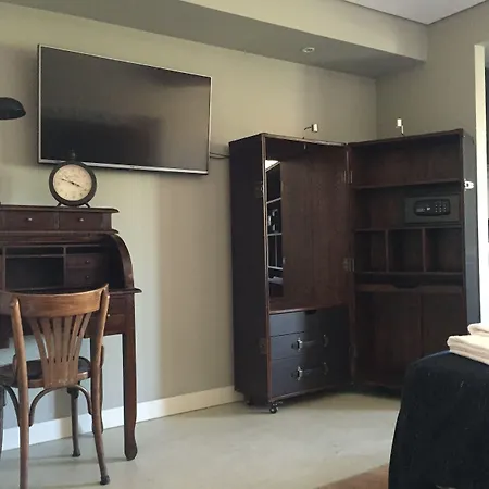 アパートホテル Dalma Old Town - Castelo 4*