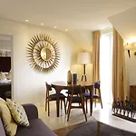 Dalma Old Town - Castelo Aparthotel Lisbona