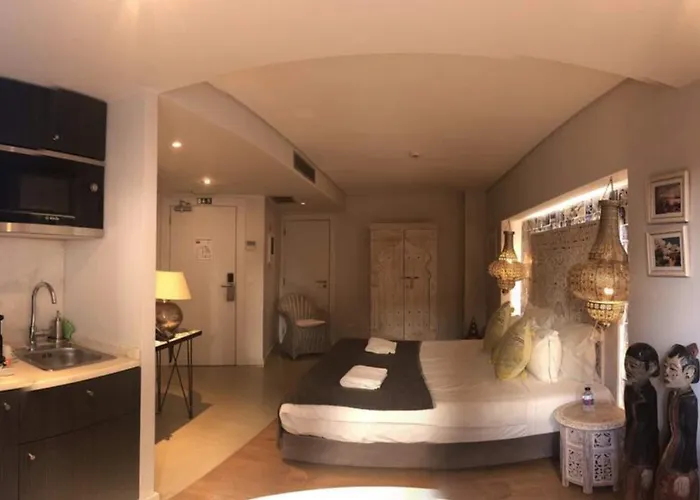 Dalma Old Town - Castelo Hotel apartamentowy 4*