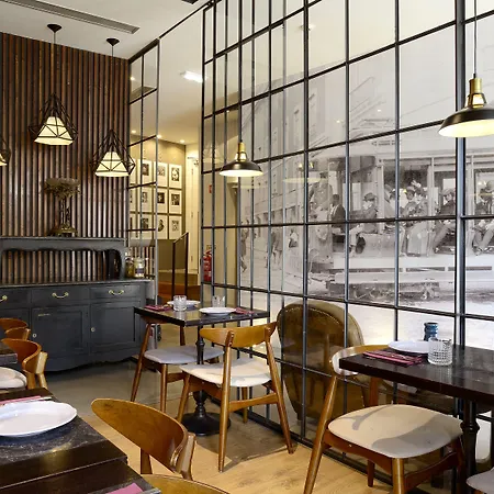 Dalma Old Town - Castelo Lejlighedshotel